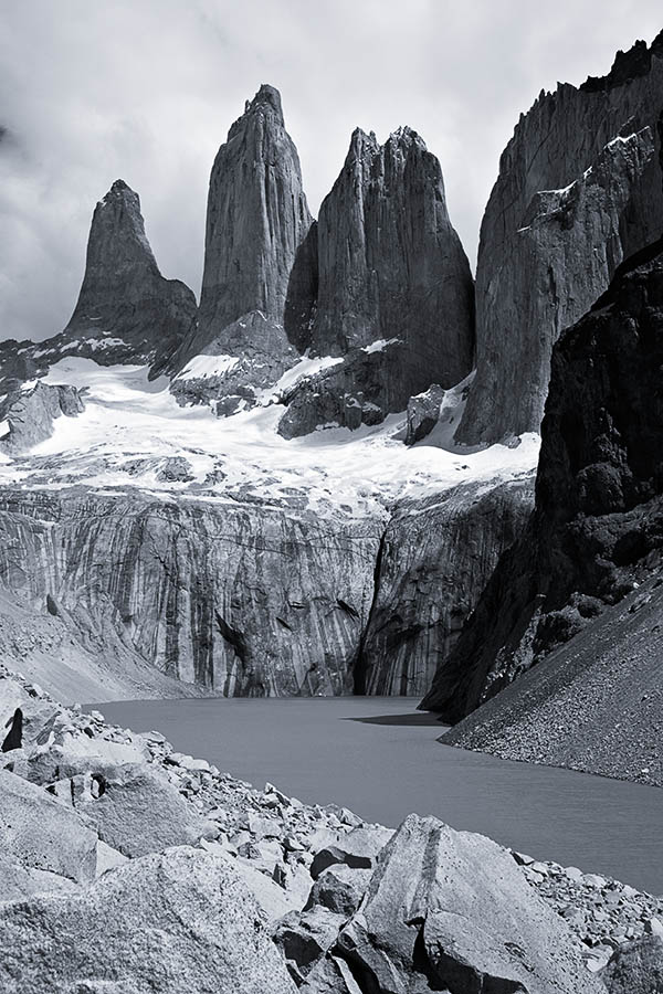 Torres Del Paine (b&amp;w)